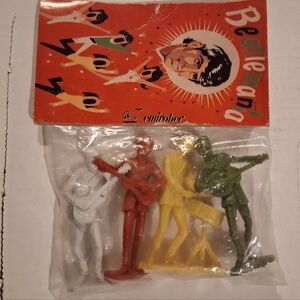 RARE Vintage 1960s George Harrison Portrait "Beatlemania" Emirober Figure Set